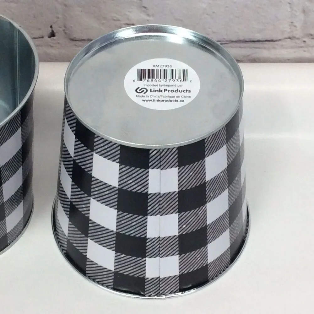Christmas Black & White Buffalo Check 4 Pc Decor Bundle 2 Wreath Hangers 2 Tins